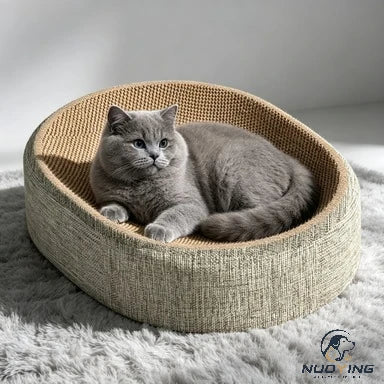 Griffoir ovale en sisal pour chat, design scandinave